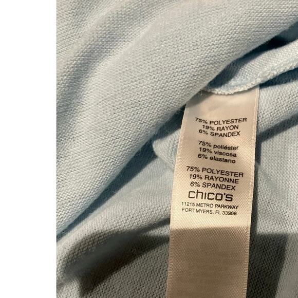 Chicos Size 0 Light Blue Top Tee Long Sleeve V-Neck Silver Accent Lightweight - Picture 6 of 7